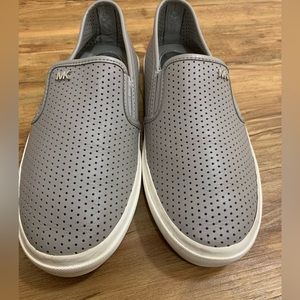 Micheal Kors Women’s Grey Loafers